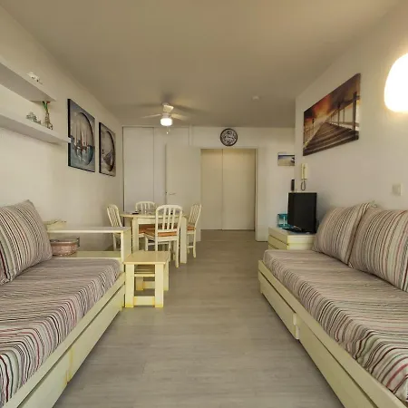 Appartement 2 Pieces Avec Terrasse, Piscine, Parking A 5 Min De La - 4 Couchages - Fr-1-252-158
